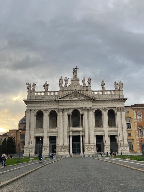 Iʟ Lᴀᴛᴇʀᴀɴᴏ- San Giovanni - Art Club - Associazione culturale - Visite guidate a Roma - Esperienze di Arte - Febbraio - 2023